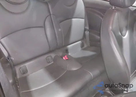 2013 Mini Hardtop Cooper z USA, uszkodzony, nr VIN WMWSU3C58DT679362